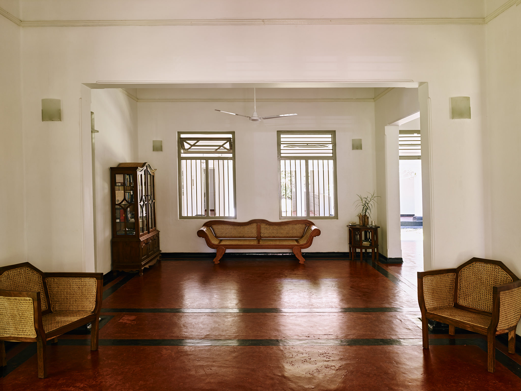 E15550 Alpa 049896 SCREEN